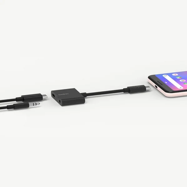 Belkin NPA004 RockStar™ 3.5mm Audio + USB-C อะแดปเตอร์เพิ่มพอร์ต USB-C ให้ชาร์จและ ฟังเพลงหรือเล่นเกมได้พร้อมกัน - Image 6